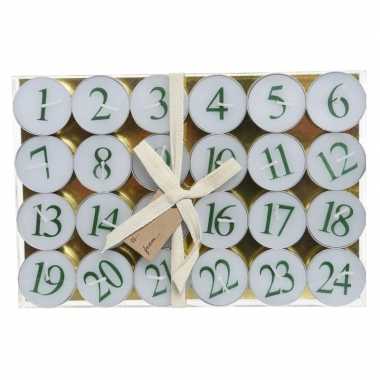 Adventskalender theelichtjes groen